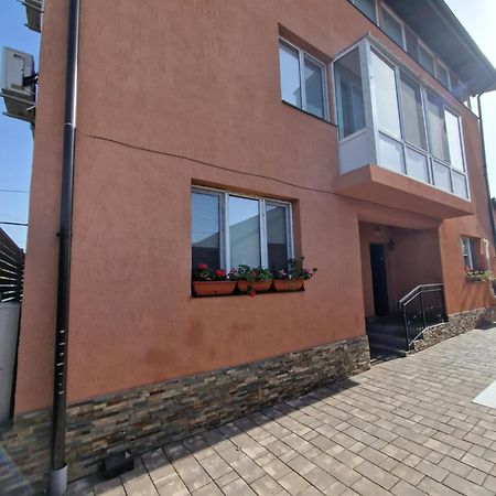 Casa Darya-24H Check-In Apartamento Bucareste Exterior foto